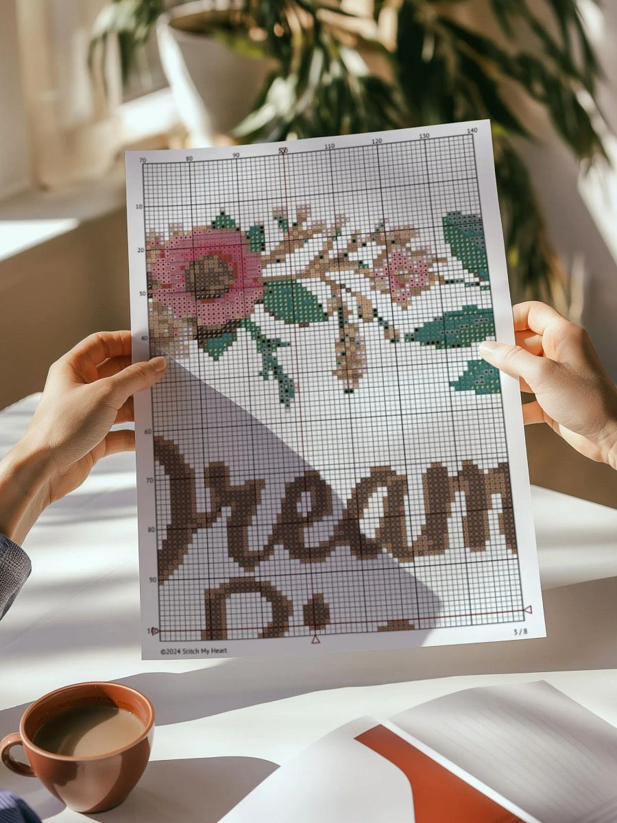 Dream Big Floral Wreath product image (6)