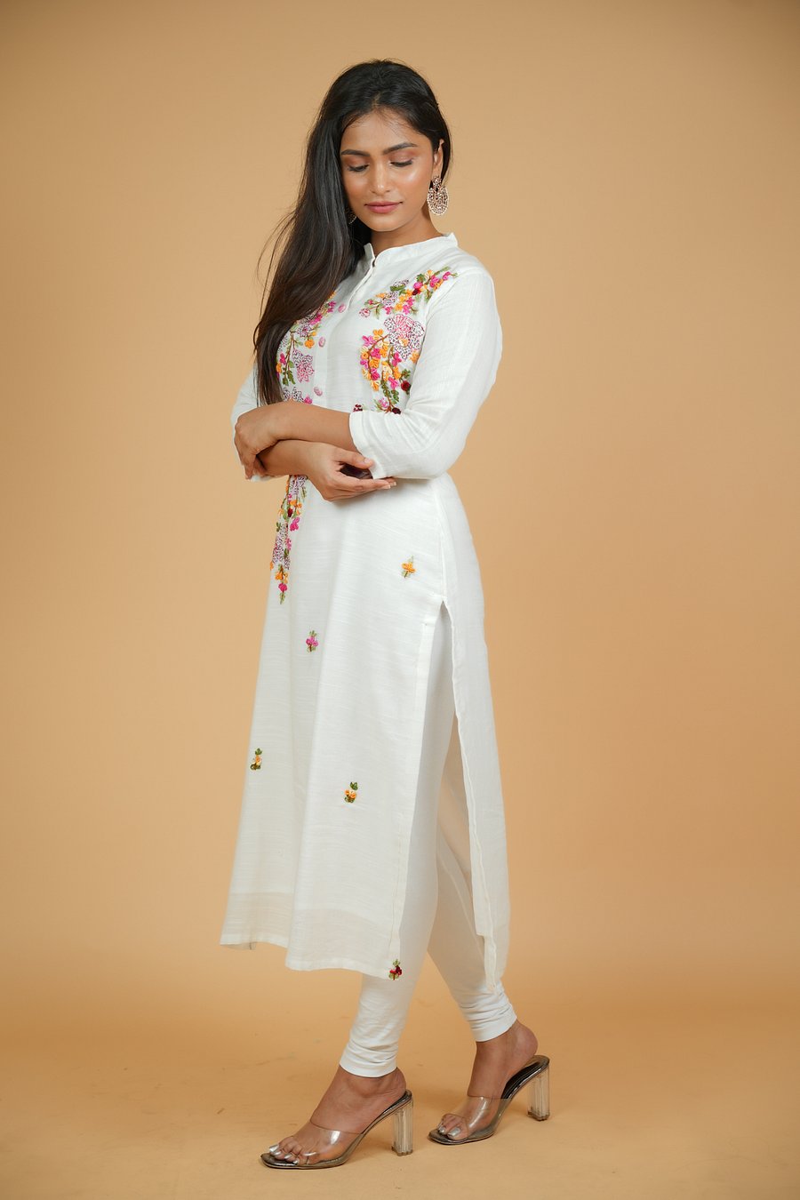 Copy of White Embroidery Linen Cotton Kurta and Dupatta product image (3)