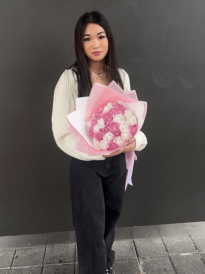 Pink & White Glitter Bouquet product image (1)