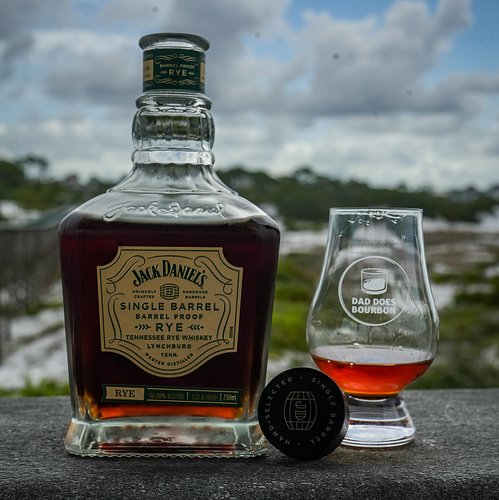 Alright, picture this. I’m on vacation. I brought some really good bottles with me- Four Roses Father’s day single barrel… Ne...