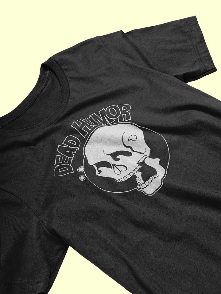 Dead Humor Spooky Laughing Skull Tee product image (1)
