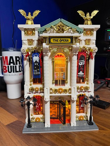 New Pantasy Lighting Kit for Opera set installed. Looking good. 👍 #pantasybricks