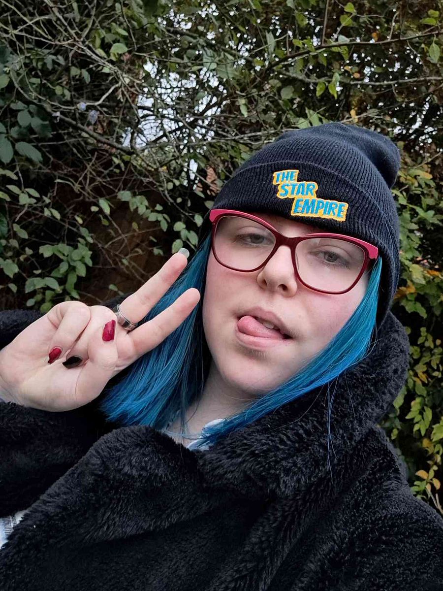 [Star-Empire] Embroidered Cuffed Beanie product image (4)