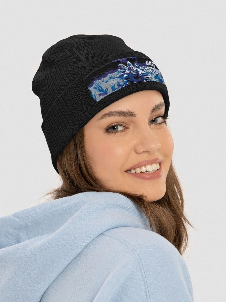 Snowy Beanie product image (7)