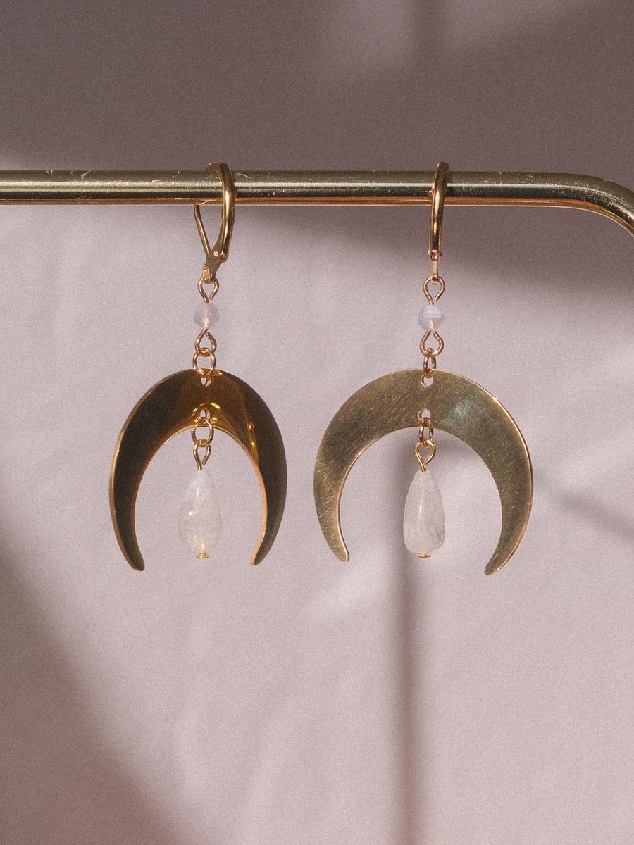 Lunar voice - Moonstone & blue lace agate earrings product image (2)