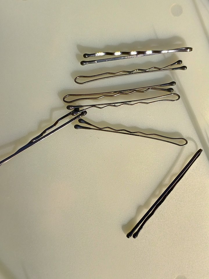 Bobby pins 20 pack product image (1)