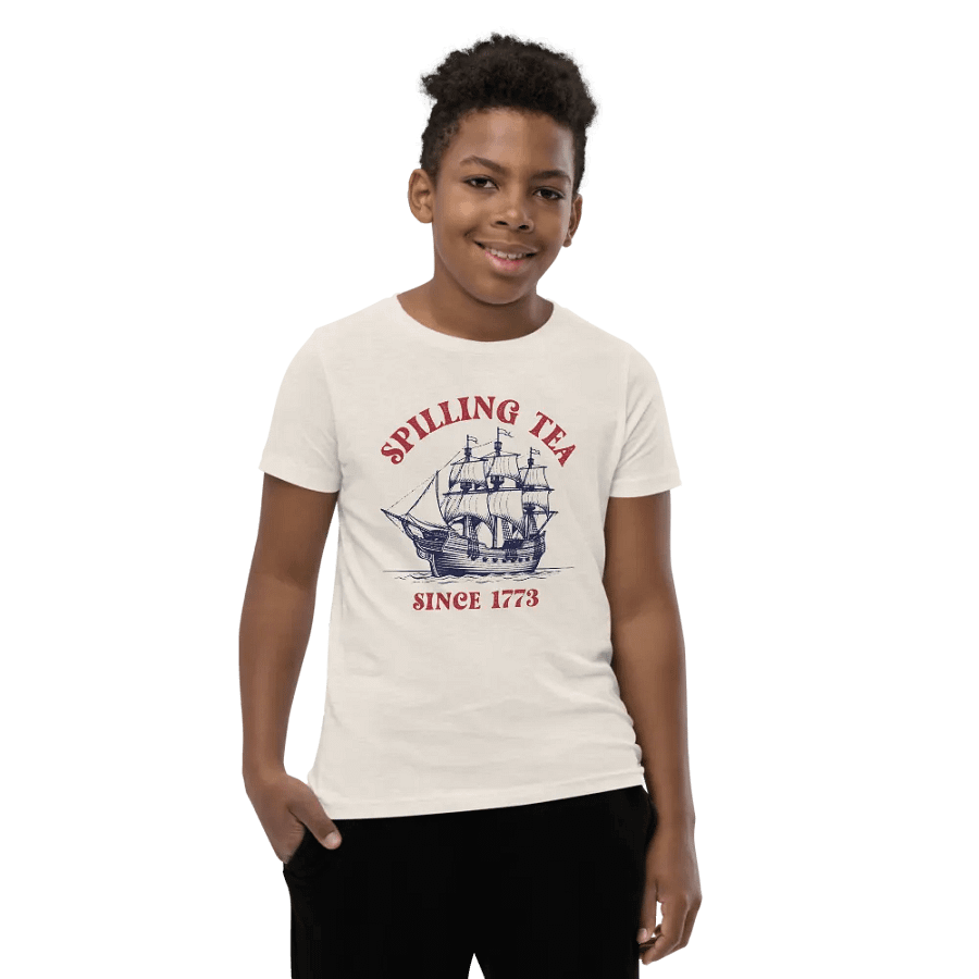 Kids Spilling Tea Since 1773 Tee product image (8)