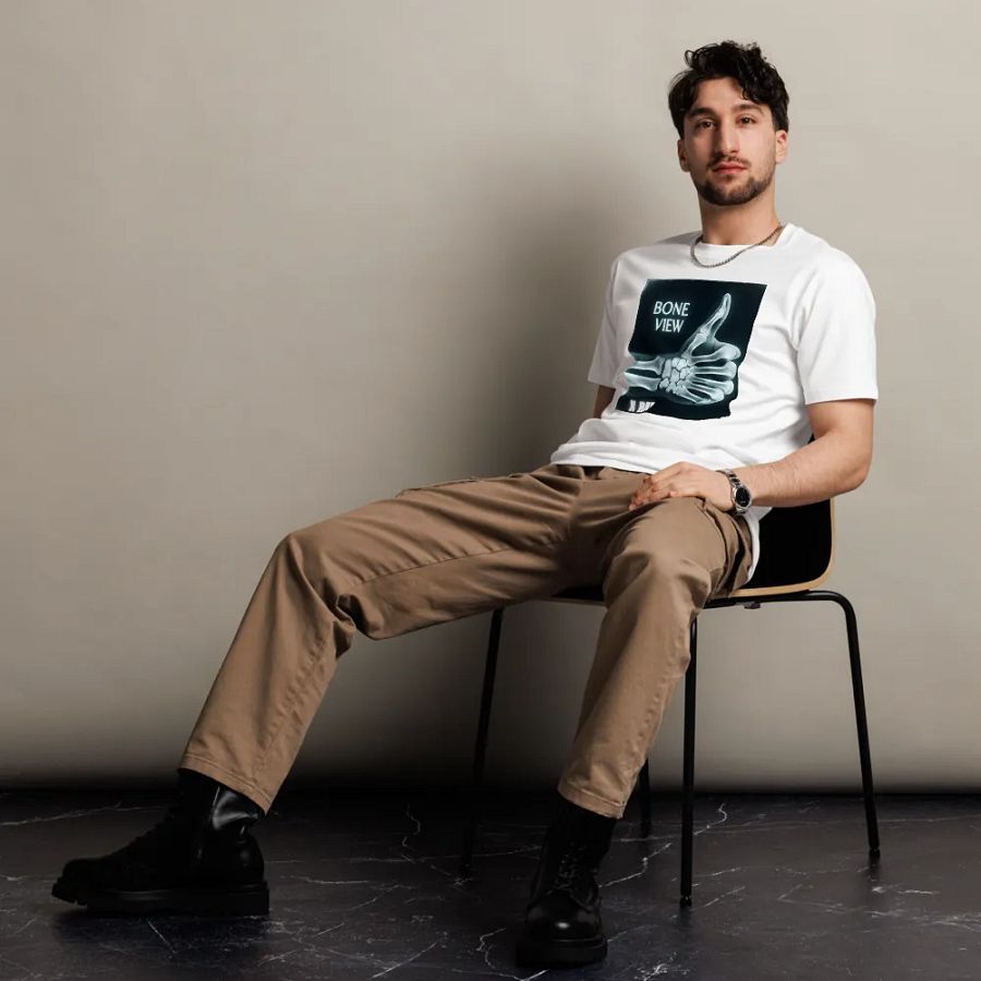 Bone View X-Ray Thumbs-Up T-Shirt product image (5)