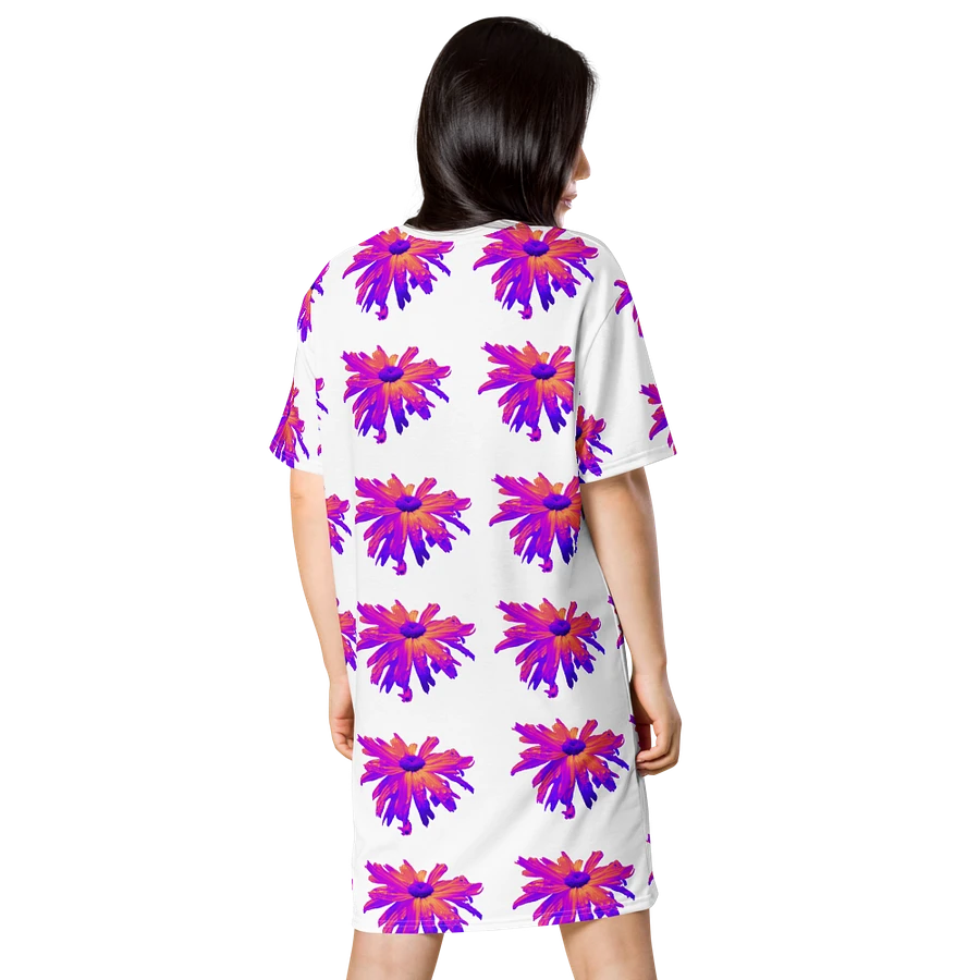 Abstract Pink Floating Daisy Flower Ladies T Shirt Dress product image (3)