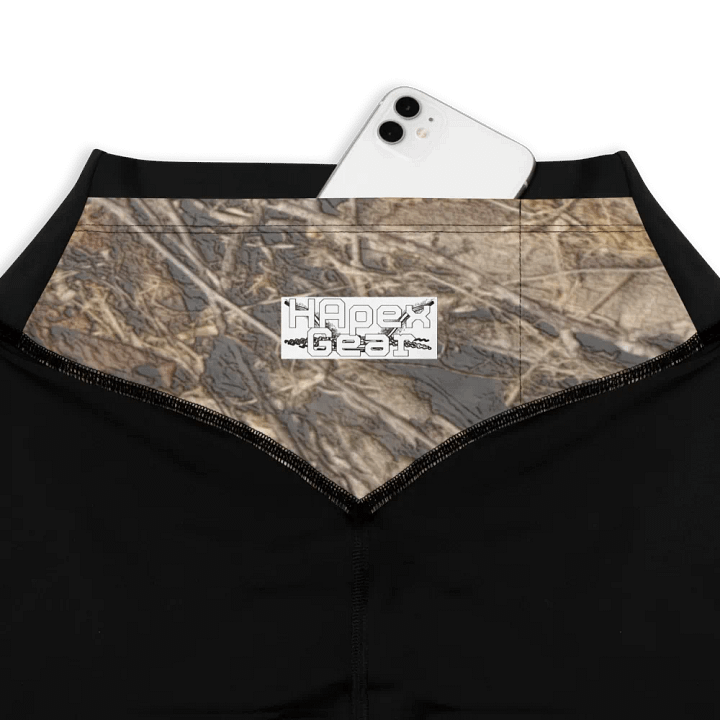 Sports Leggings - Dead Split - It Happennnns Camo product image (2)