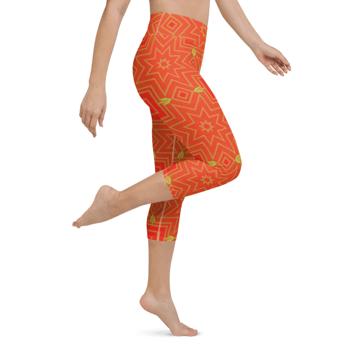 Modern Maze Capri Leggings product image (1)