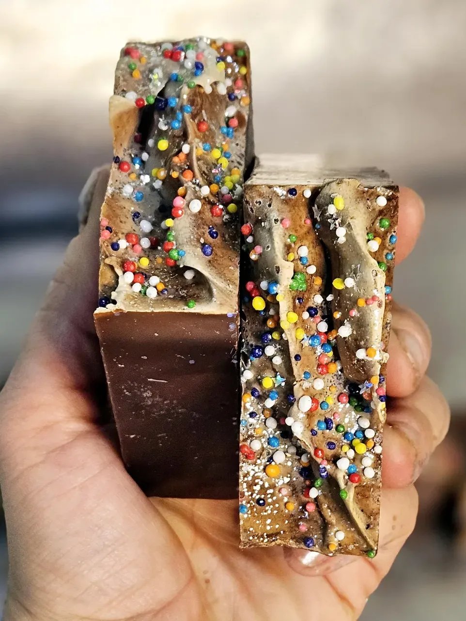Sweetie – Bakery-Scented Vegan Bar Soap with Sprinkles & Sparkle product image (3)