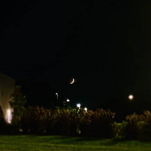 the moon is beautiful isn’t it? ~
•
#fyp