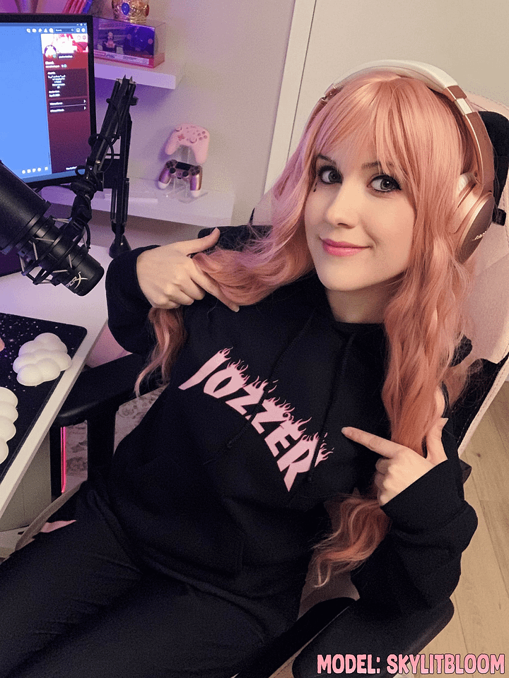 Pixel Pink Jozzer - Hoodie product image (2)
