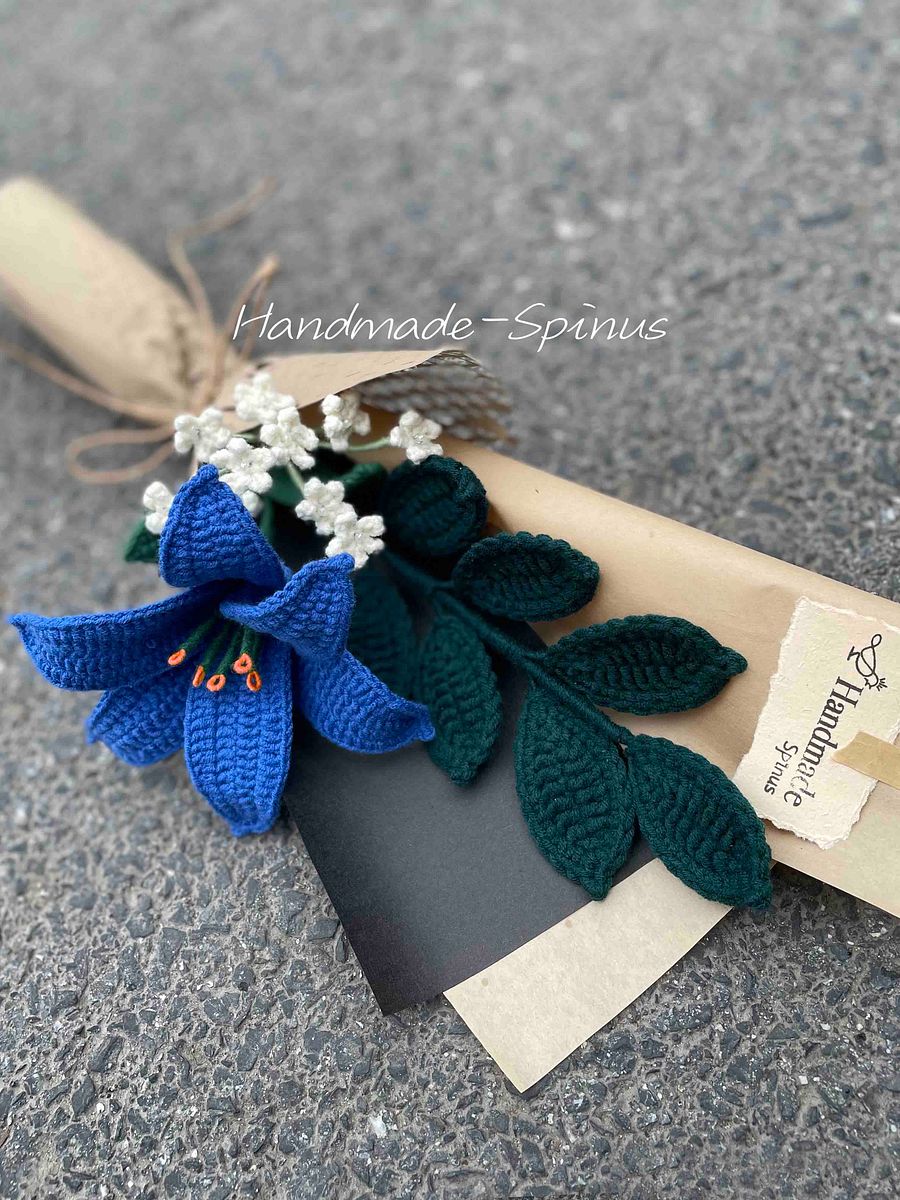 Baby’s Breath + Blue Lily Crochet Knit Bouquet product image (5)