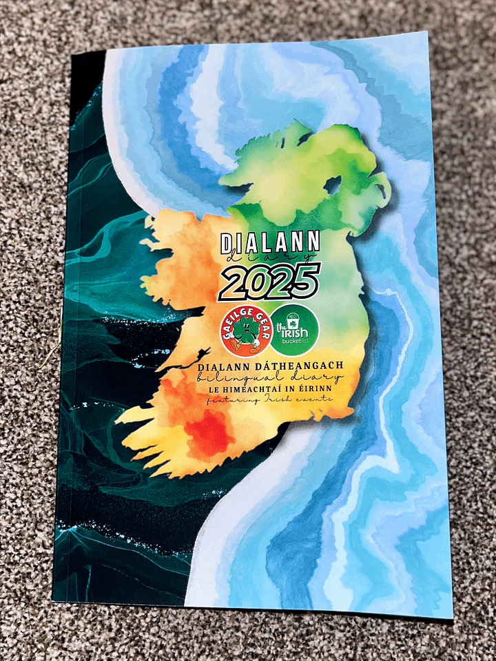 Dialann 2025: Bilingual Language Year Planner Featuring Irish Bucket List Events product image (2)