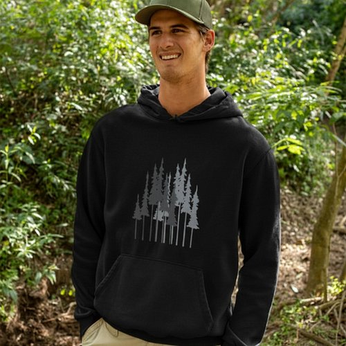 Pohjoisen metsän hiljaisuus ✨
Harmaat sävyt, lämmin fiilis ja ajaton tyyli.
Tämä huppari on tehty niille, jotka kaipaavat pie...