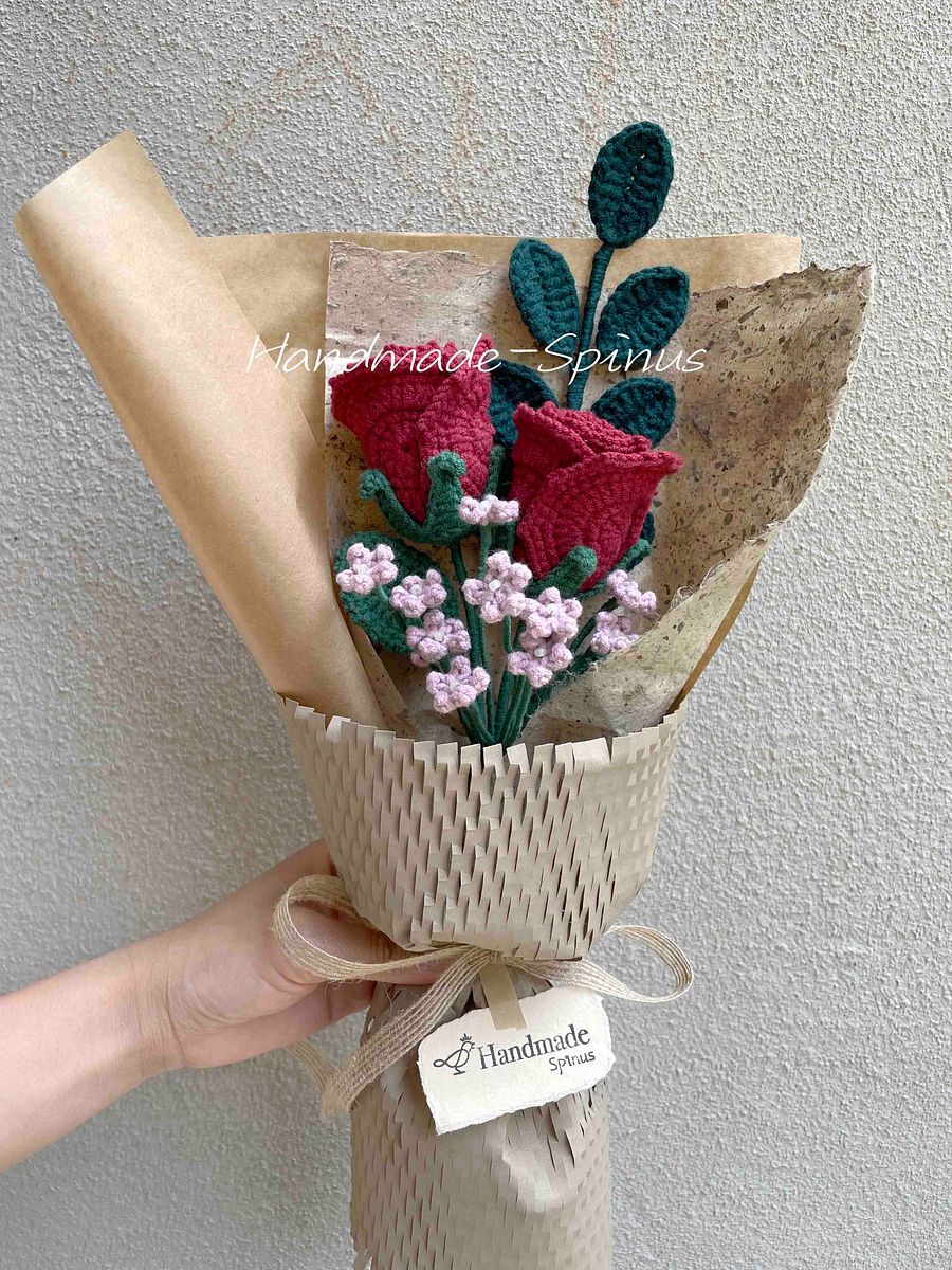 Red Rose Crochet Knit Bouquet - Forbidden City product image (3)