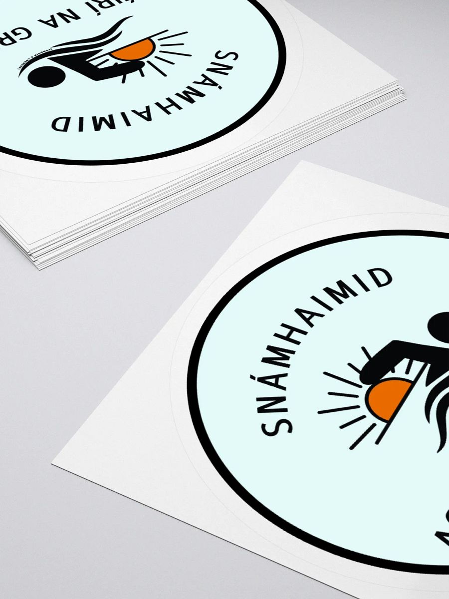 Snámhaimid ag Éirí na Gréine Sticker product image (10)