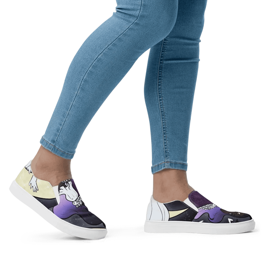 Crescent Princess - Slip On Womens Canvas Shoes product image (9)