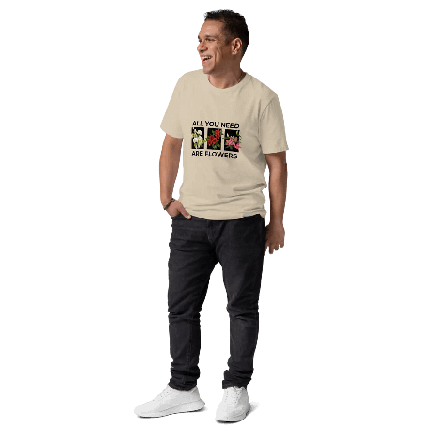 ALL YOU NEED ARE FLOWERS TEE product image (122)