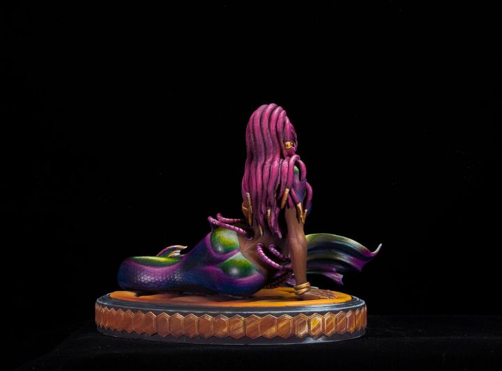 Aria - Cyberpunk Mermaid Miniature product image (2)