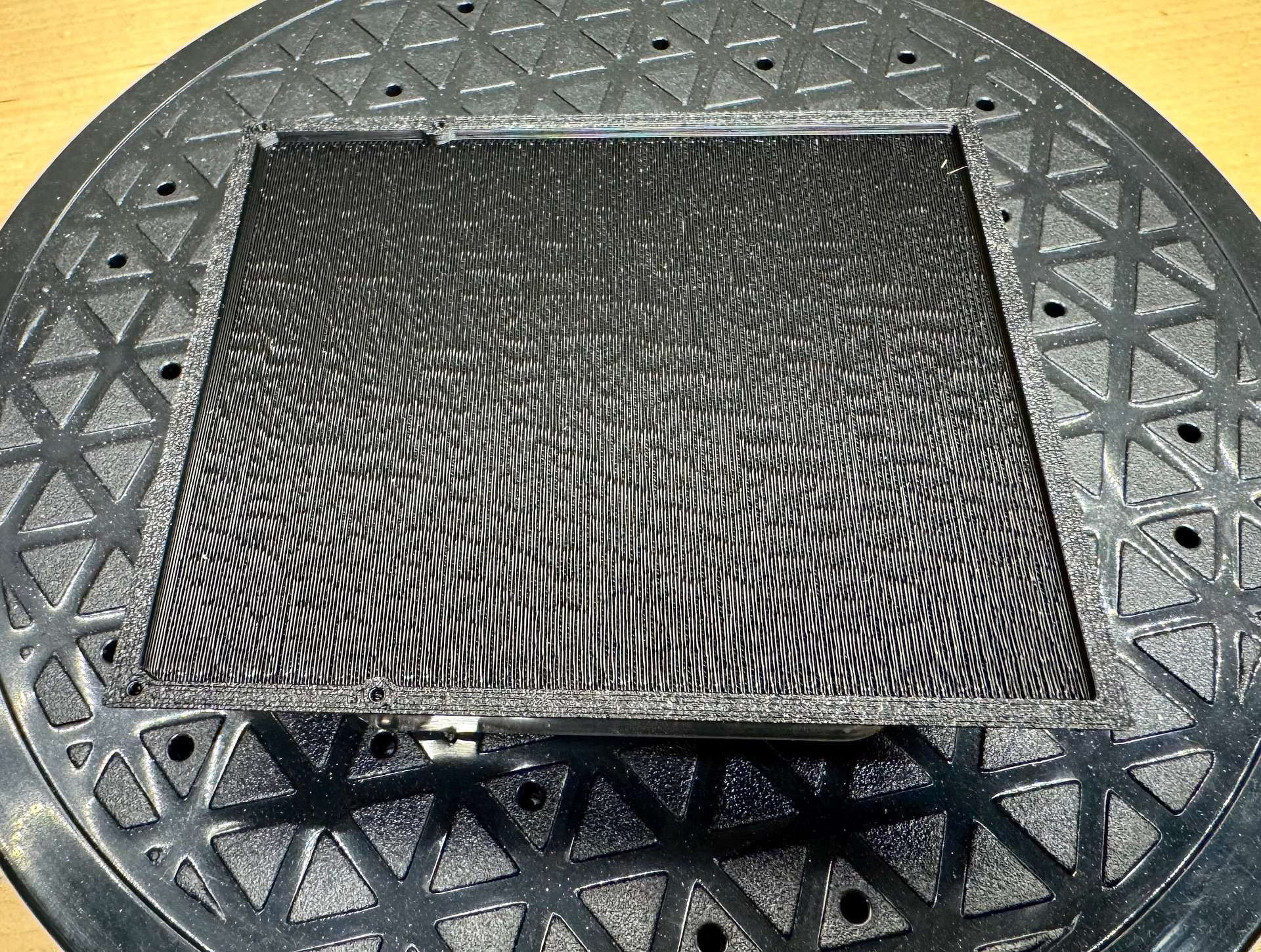 FMS Fcx24 Tacoma Bed Cover product image (5)