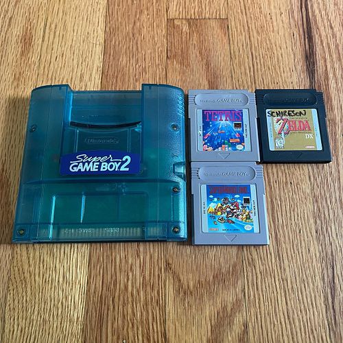 New “gets” from the retro store. The Super Game Boy 2 is super clean! #retro #retrogaming #nintendo #supernintendo #gameboy