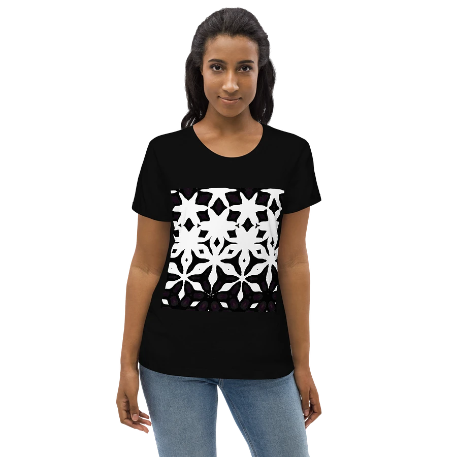 Abstract Black and White Shapes Pattern Women's Black T Shirt product image (12)