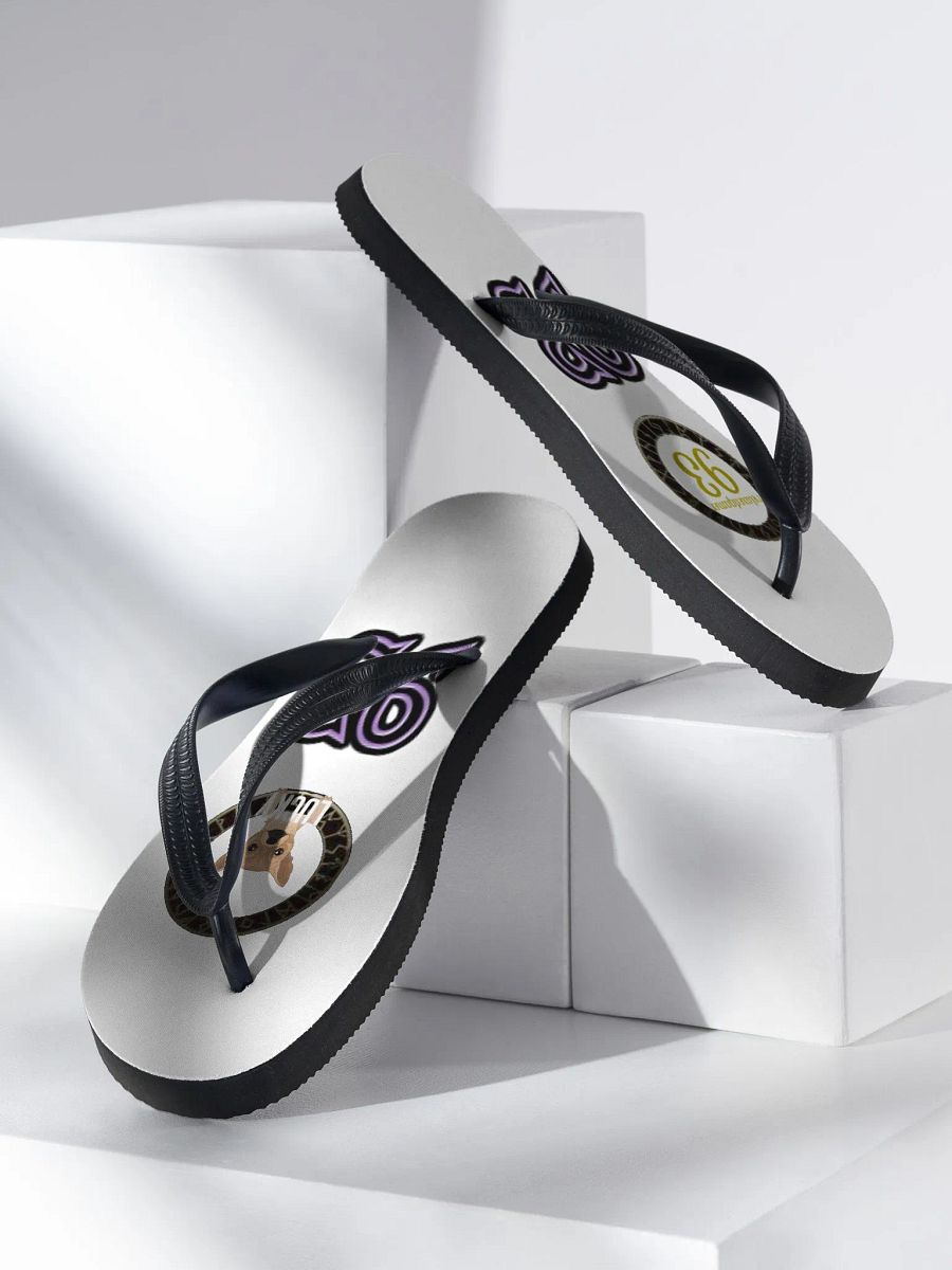 relaxed and lucky Flip Flops product image (2)