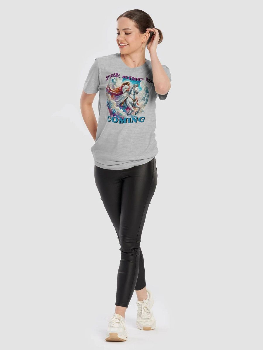 The King is Coming T-Shirt product image (56)