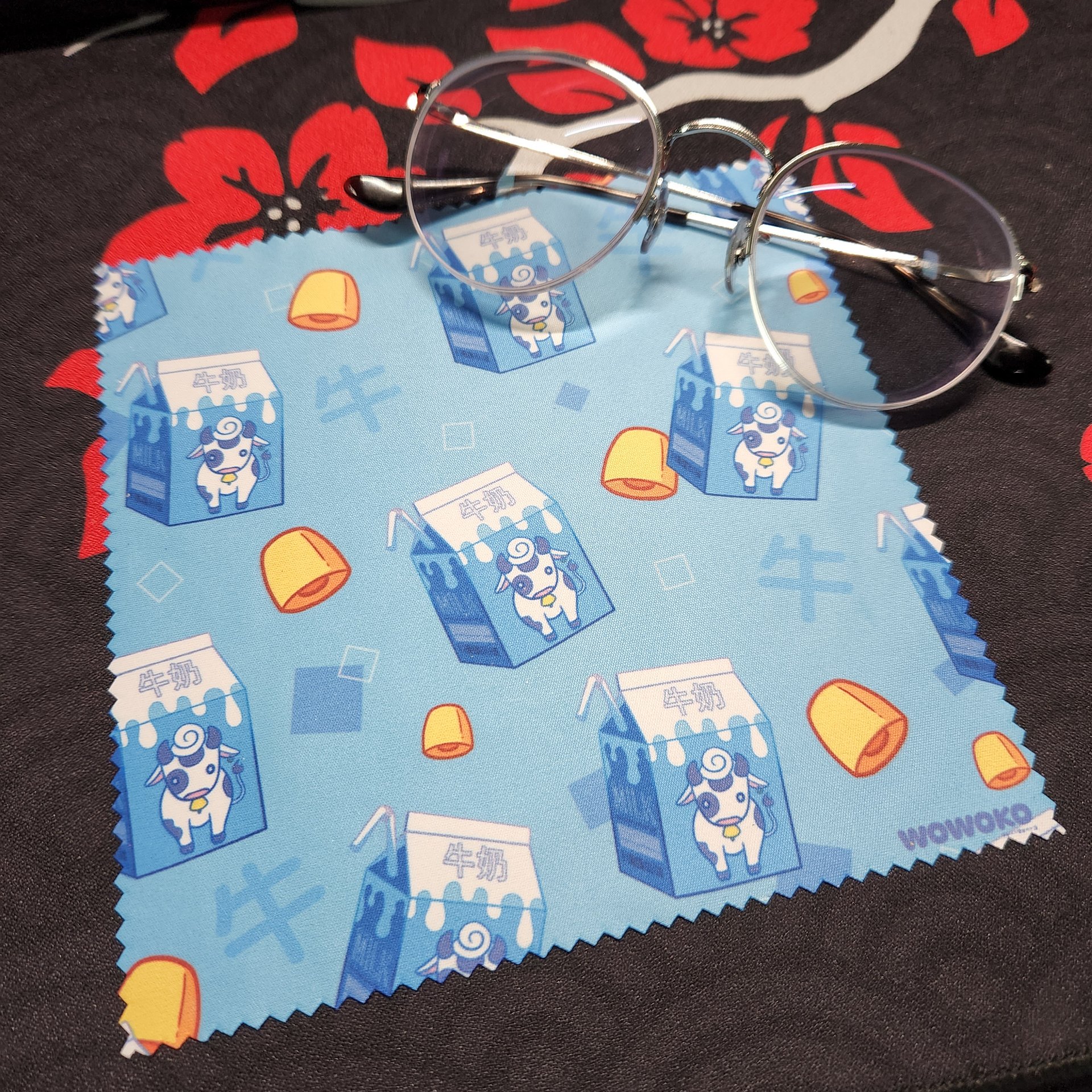 Micro Fiber Cloth - Zodiac Drinks - Cow Milk product image (1)