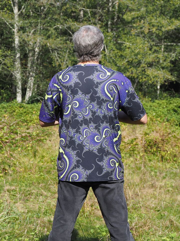 Fractal men's T-shirt - Acid Nights product image (2)