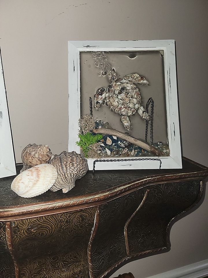 Turtle Going to Surface product image (1)