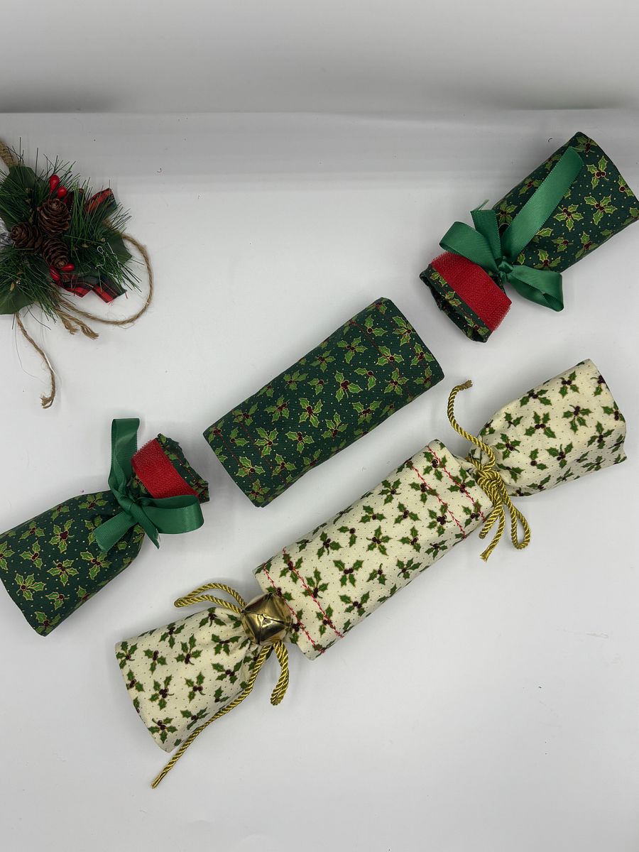 Christmas Cracker Sewing Pattern Reusable Pullable and Winnable product image (6)