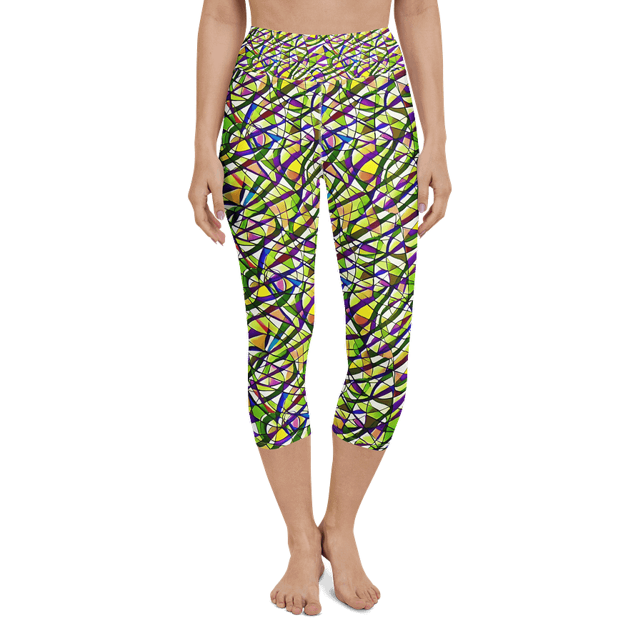 stained Glass Pattern Capri Leggings product image (4)