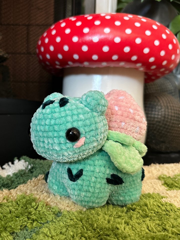 Strawberry Bulbasaur product image (1)