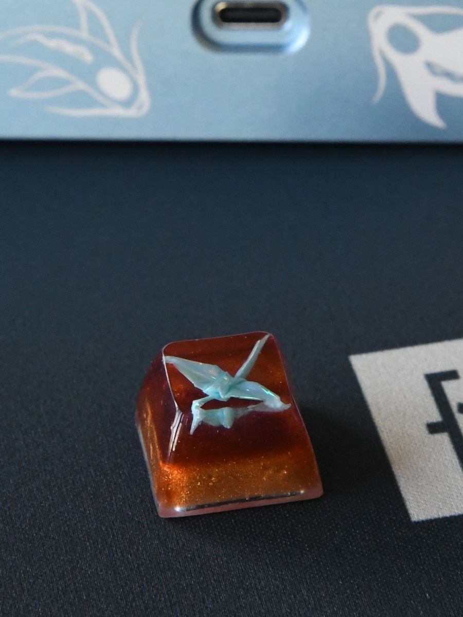 Beach Crane SA R3 Keycap product image (3)