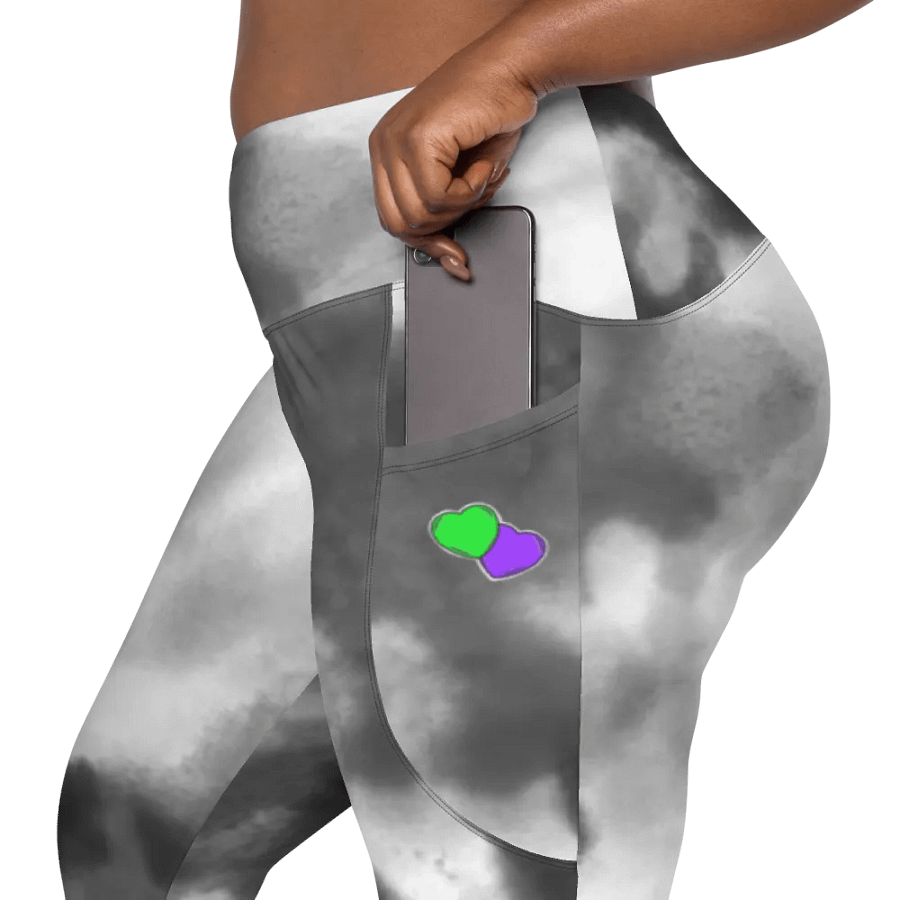 Lonely Hearts Crossover Leggings with Pockets product image (9)