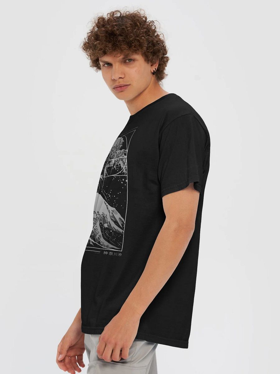 The Great Wave of Fibonacci Spiral - Modern - Heavyweight T-Shirt product image (7)