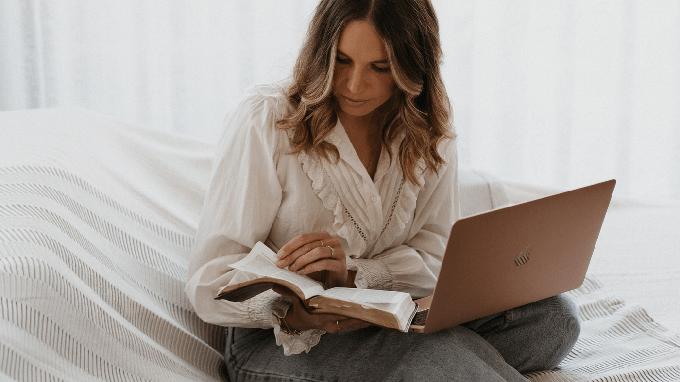 https://themes.fourthwall.com/themes/assets/fc7660f7-a1a2-4eaf-ba49-8b769767f003/assets/image-0f75738a-a6e1-4c90-9faa-f2d215e80321-image-632755f41440945f7667e5c409f3564b6f7946d0ea589aaeaa90f8d406e1c157.png