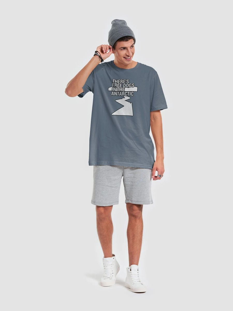 FREE DOGS SHIRT product image (69)