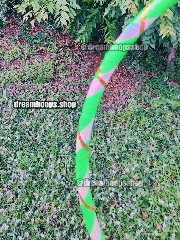 Emerald Bubble - 25'' 5/8 Polypro Dance Hoop product image (3)