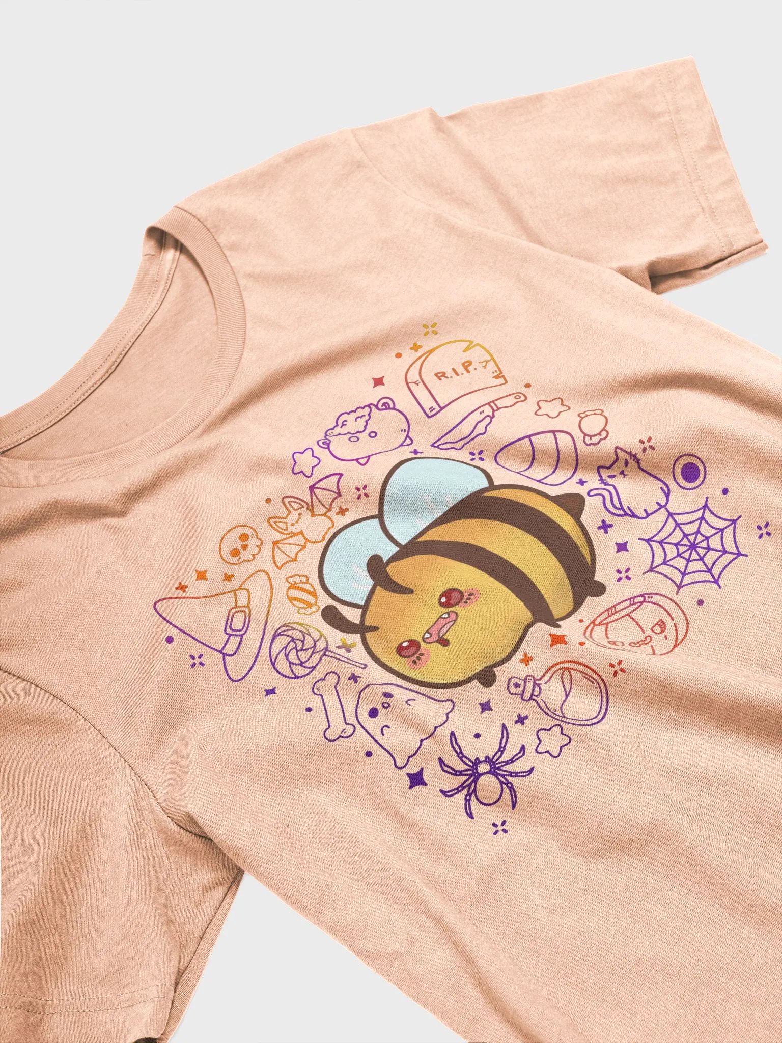 bertha the vampbee // t - shirt product image (2)