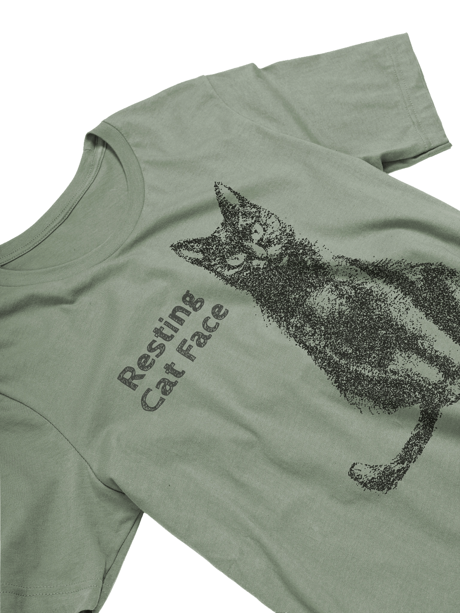 Resting Cat Face Distressed Print Graphic Tee product image (31)