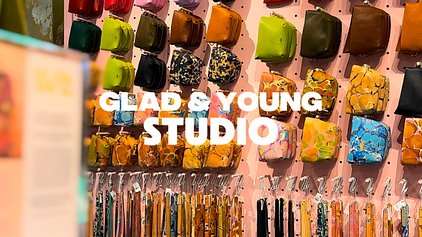 Business Diaries - Glad & Young Studio