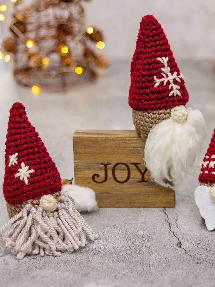 Crochet Gnome Christmas Gift Ornament product image (2)