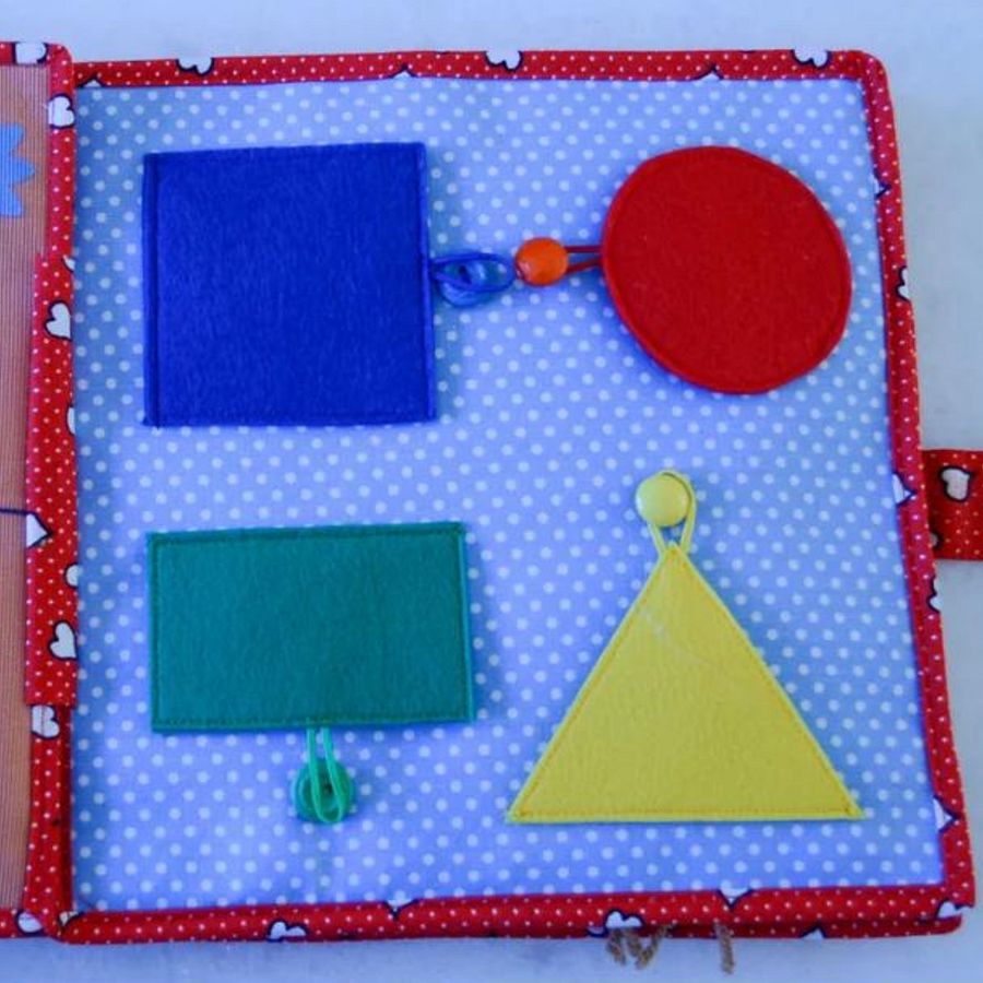 Personalized Montessori felt busy book with activities for toddlers product image (7)