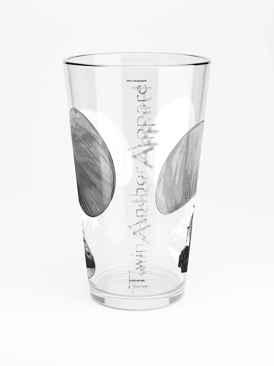 Three blade prop Tug CE 16oz Pint Glass product image (3)