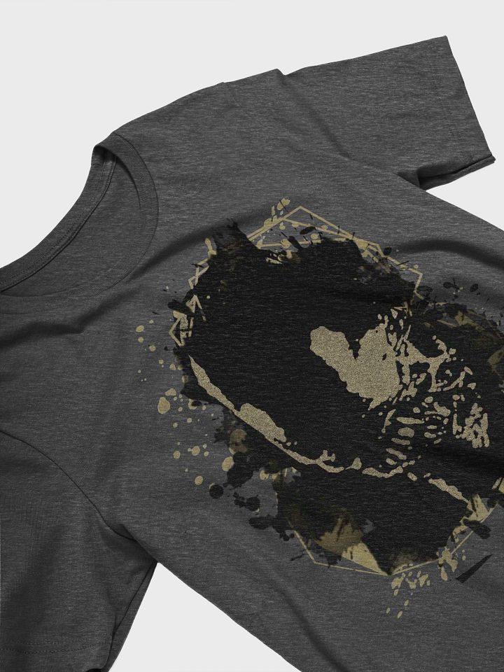 Alien Xenomorph T-Shirt. Black and gold sand art. product image (2)